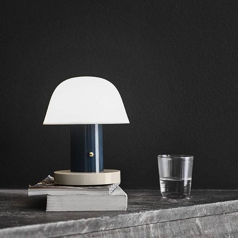 H22 Mushroom Portable Table Lamp