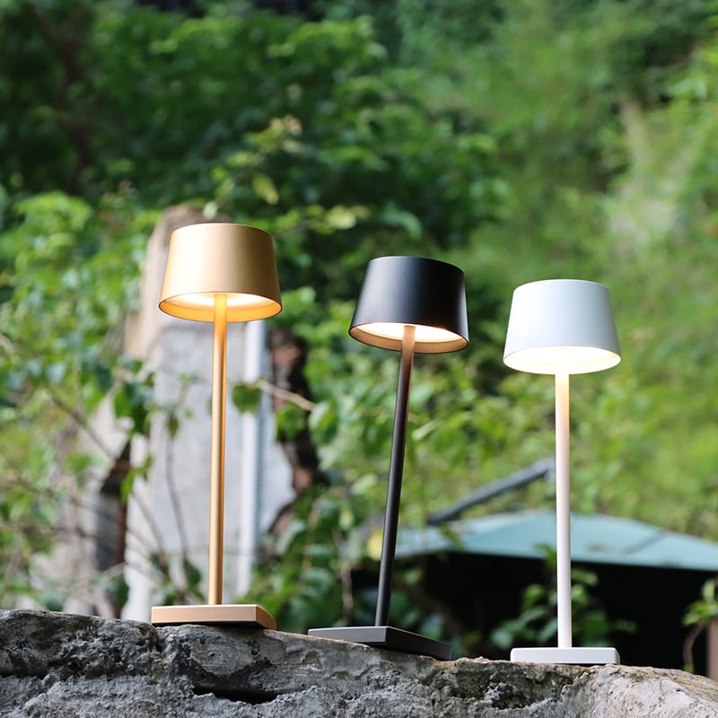 Ozzie Ⅲ - LED USB Rechargeable Cordless Table Lamp - 36 hrs